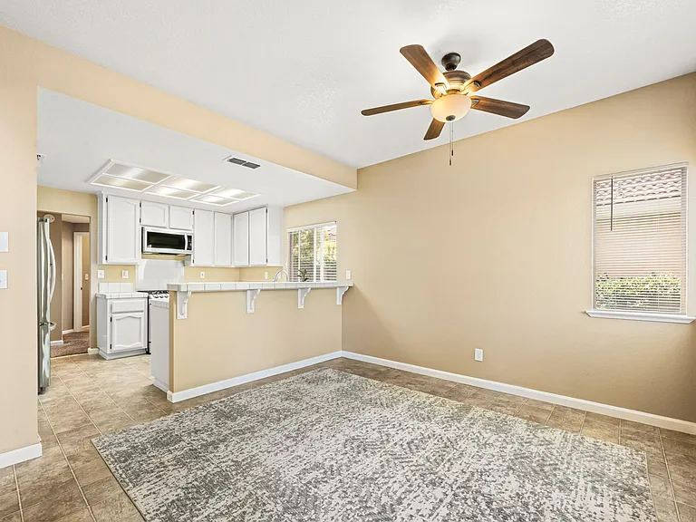 142 Kennerly Way — Photo 11