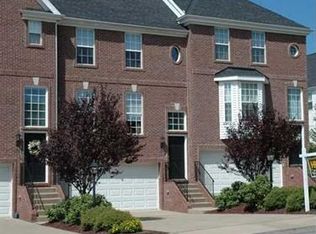 7026 Crider Rd, Mars, PA 16046