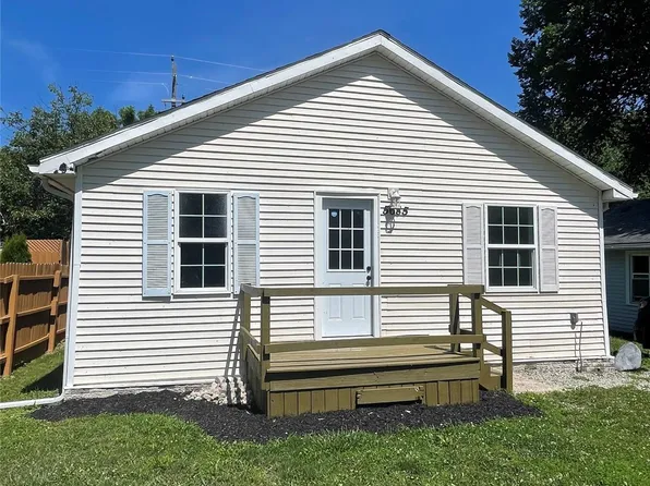 5685 Venice Rd, Newport, MI 48166