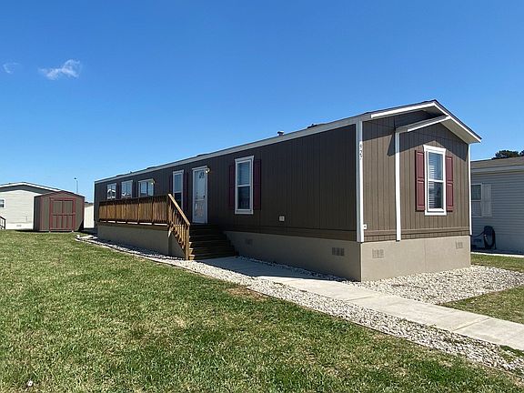 2nd image of 920 Century Plaza Dr #27