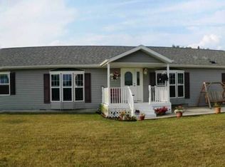 8109 E Chippewa Trl, Mount Pleasant, MI 48858