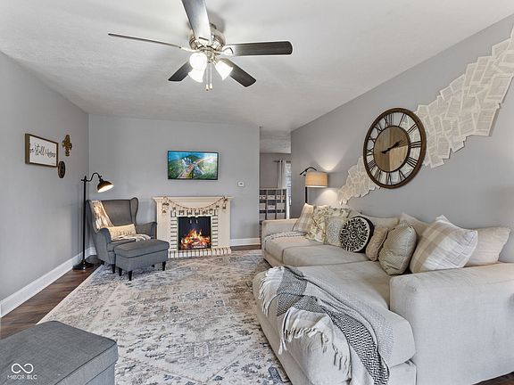 5th image of 2823 Shakespeare Dr