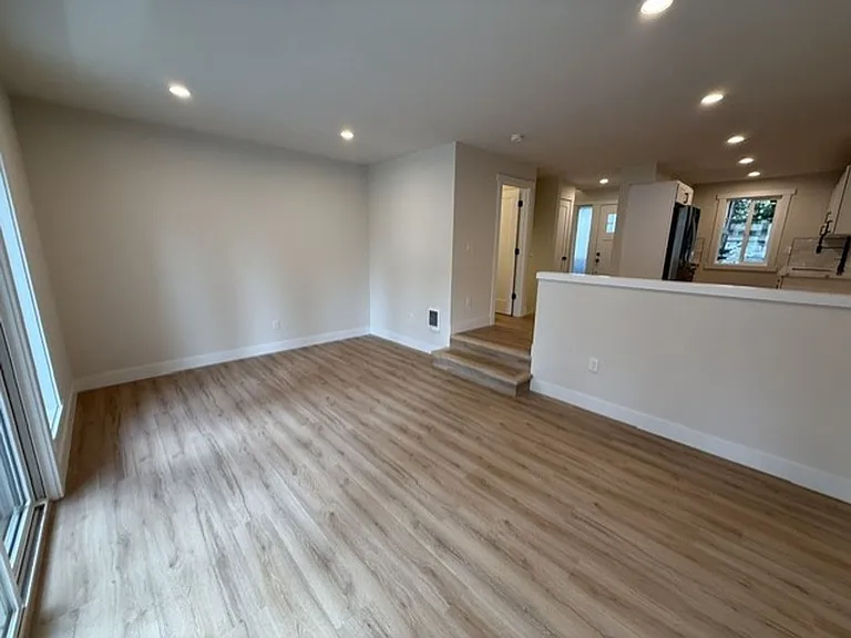 7900 Edmonds 4-Plex — Photo 10