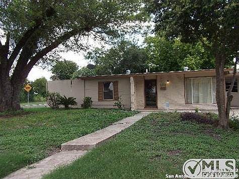 2nd image of 102 Birchwood Dr