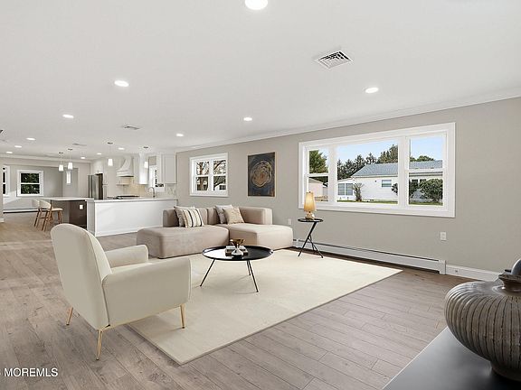 3rd image of 139 Torrey Pines Drive
