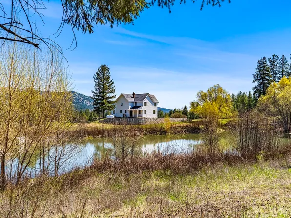 572 Smiley Ln, Newport, WA 99156