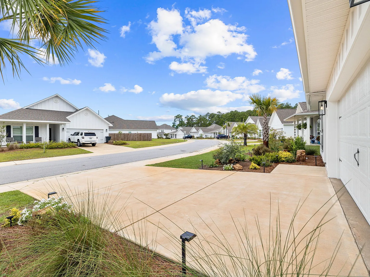 4 bed, 2030 sqft, $3,750 — Photo 4