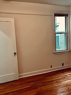 4th image of 21-38 42nd St #1R