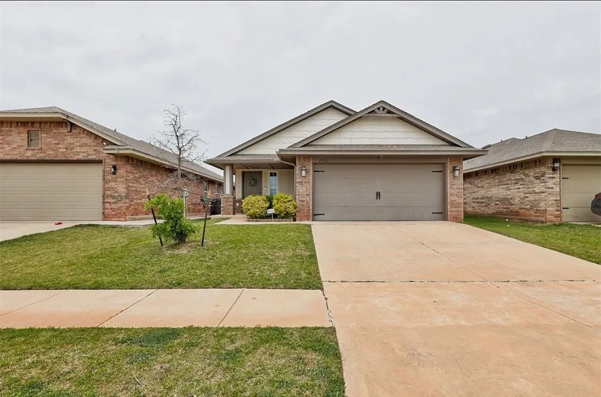 3 bed, 1340 sqft, $1,700 — Photo 3