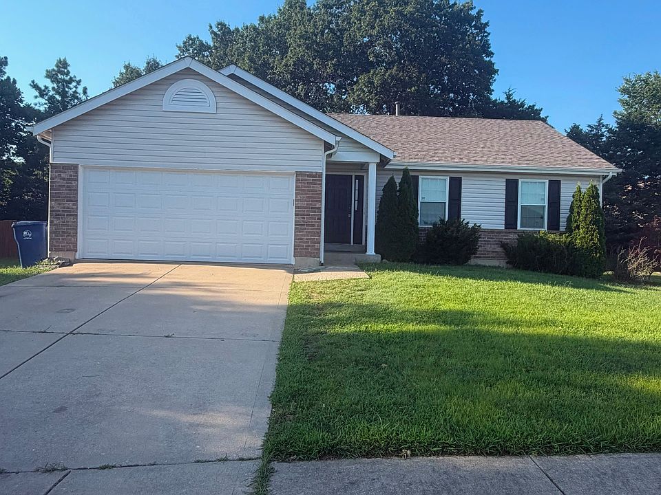 1st image of 2048 Peine Forest Dr
