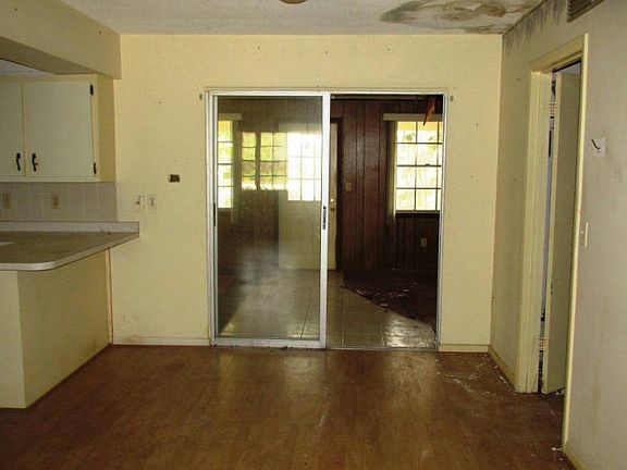 4th image of 1607 Lindberg Ave