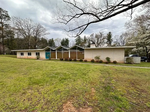 205 James St, McMinnville, TN 37110