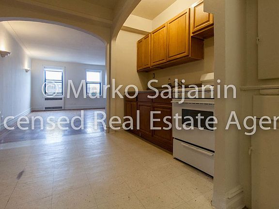 3rd image of 4751 40th St APT 5B