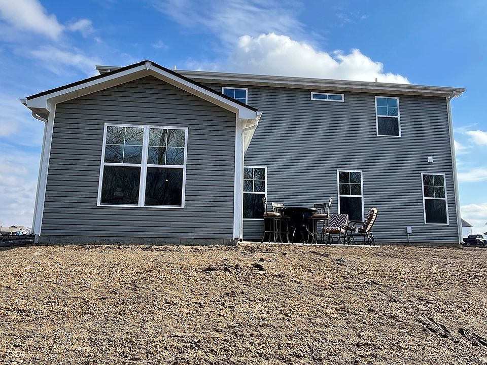 2nd image of 1574 Crabapple Rd