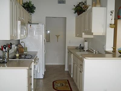 4th image of 120 L Pavia Blvd Unit 33