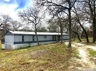 109 Lost Trl, La Vernia, TX 78121