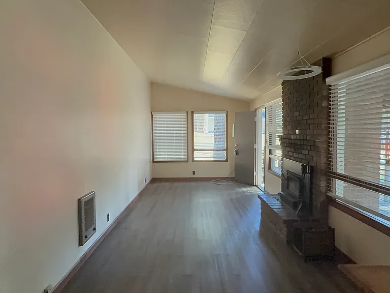 307 Pineland Dr — Photo 35