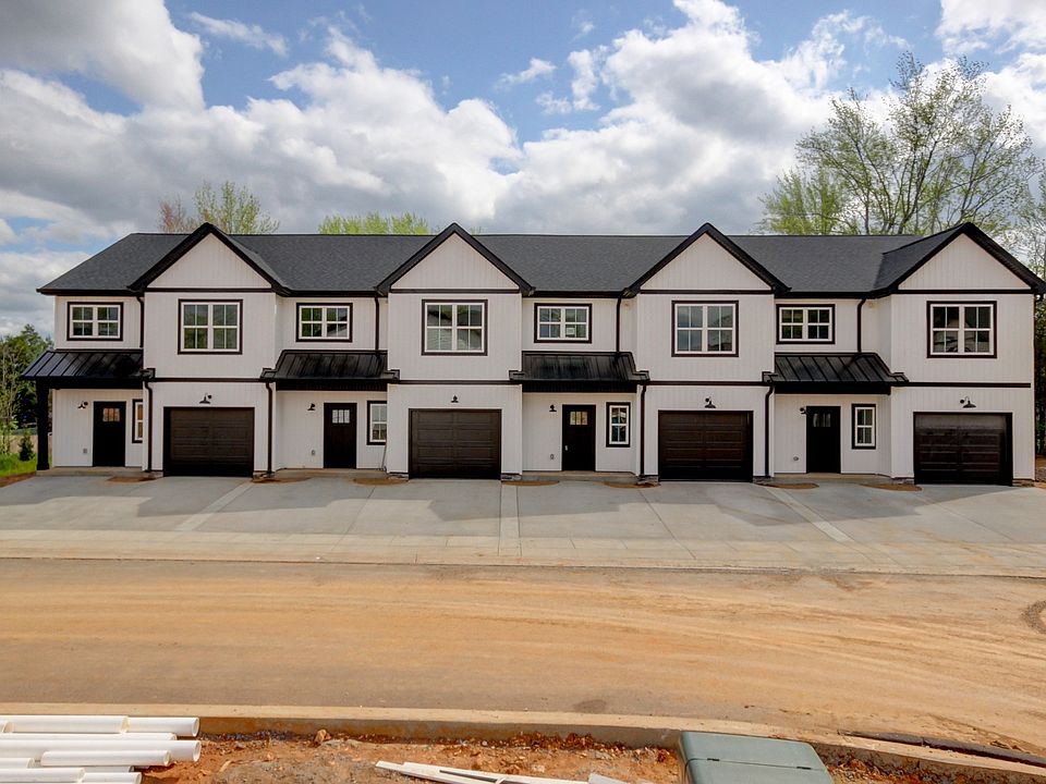 1st image of 166 Sango Dr #15