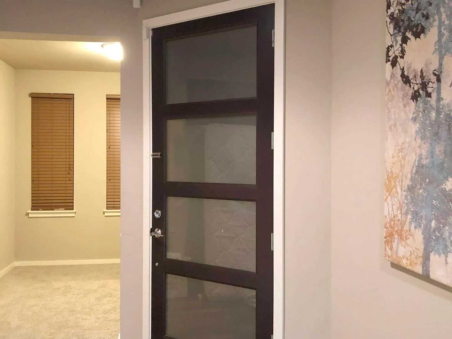 4 bed, 2.5 bath, 2663 sqft, $4,500 — Photo 3