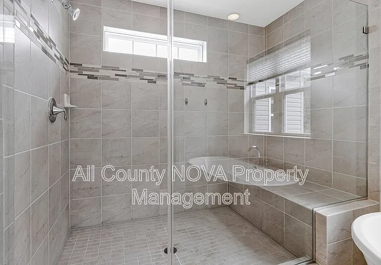 11010 N Riding Rd — Photo 64