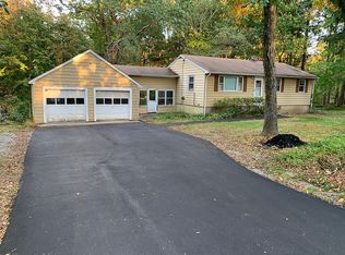 205 Cook Rd, Prospect, CT 06712