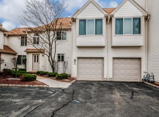 8 Cain Ct, Montville, NJ 07045