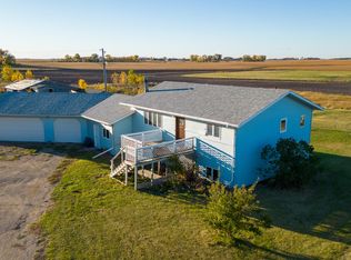 3255 89th Ave SE, Jamestown, ND 58401