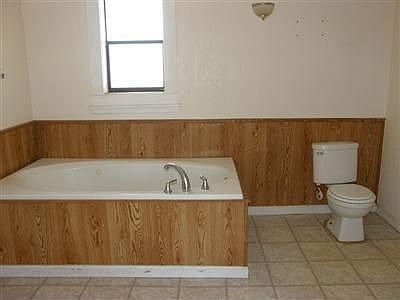 5th image of 3826 McKinley Ave