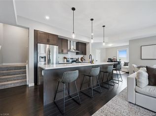 107 Westra Dr #58, Guelph, ON N1K0A5