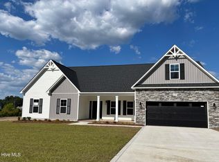 1104 Lunenburg Pl, Jacksonville, NC 28540