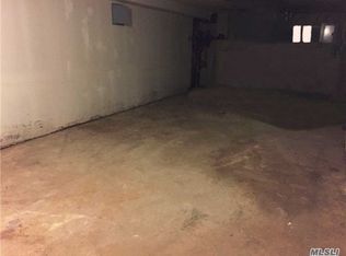 13637 35th Ave, Flushing, NY 11354