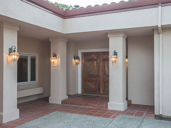 4th image of 18660 Woodbank Way