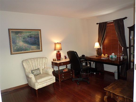 2nd image of 16311 Downey Terrace Ct