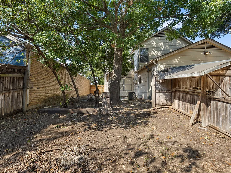 2706 Bridge Lake Dr — Photo 24