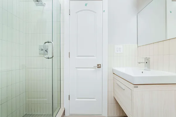 Rented by Nooklyn NYC LLC | media 11