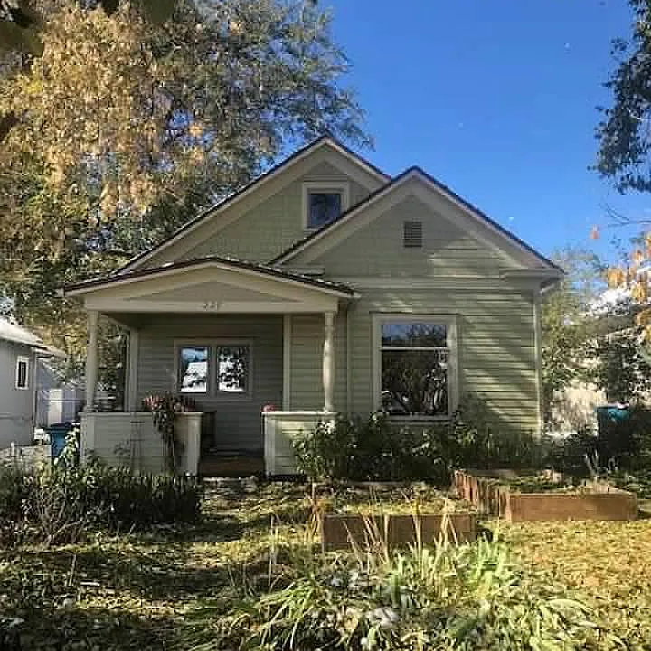 227 N Grant Ave