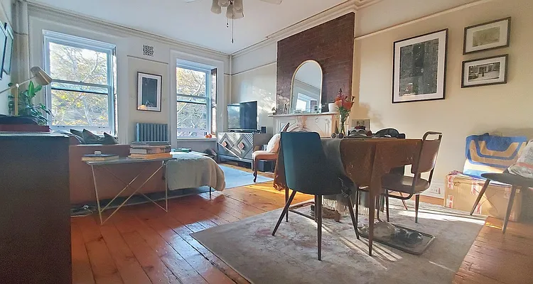 Rented by BLS Realty | media 4