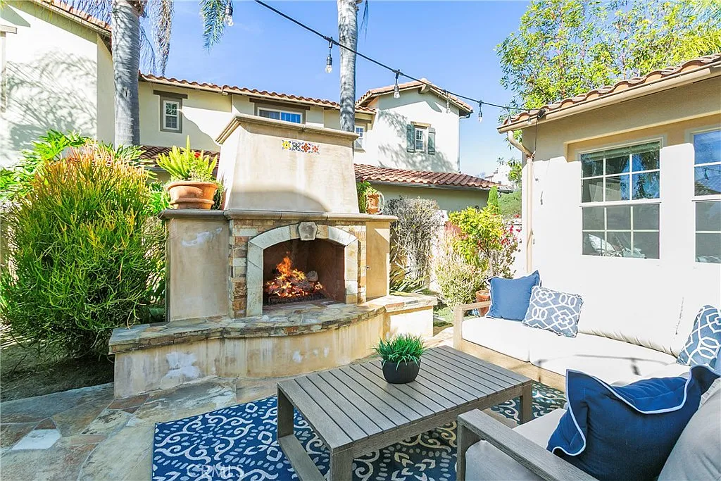 5 bed, 5.5 bath, 5136 sqft, $16,000 — Photo 4