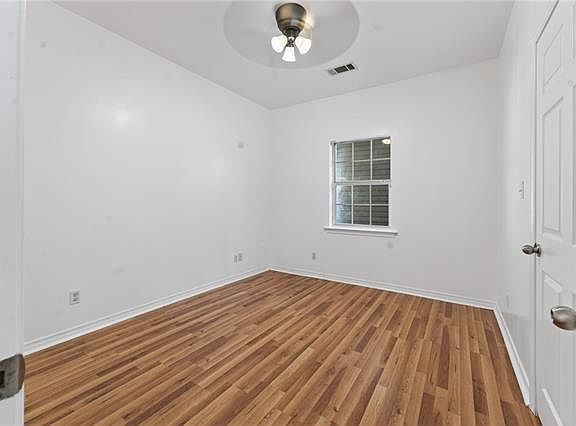 3rd image of 44153 Wedgewood Ct