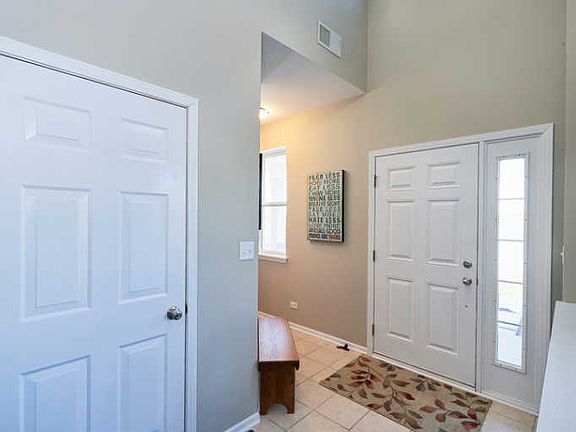 4th image of 2805 Glacier Way Unit F