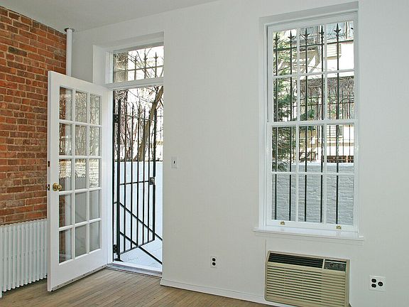 3rd image of 229 E 89th St APT 1RW