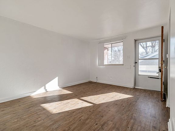 4th image of 1251 Upham St #10