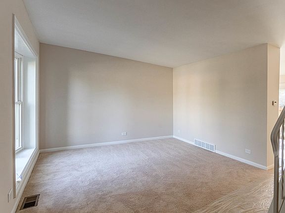2nd image of 3093 Lynnwood Ct