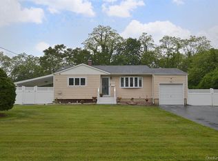 608 Amsterdam Ave, East Patchogue, NY 11772