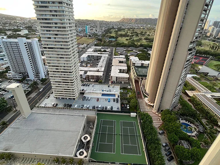 2499 Kapiolani Blvd #2909 — Photo 3