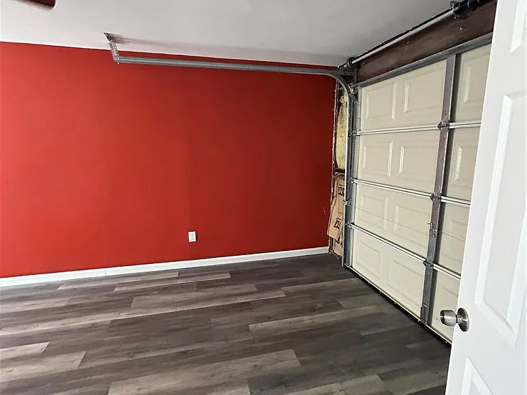 8523 Cedar St — Photo 13