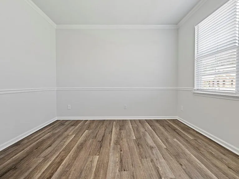 5101 Annapolis Dr — Photo 17