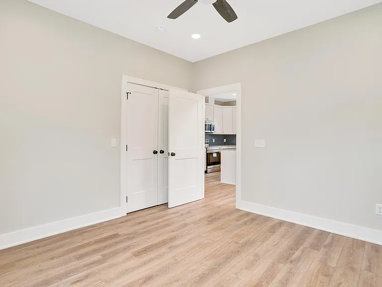 406 N Seminole Dr #102 — Photo 21