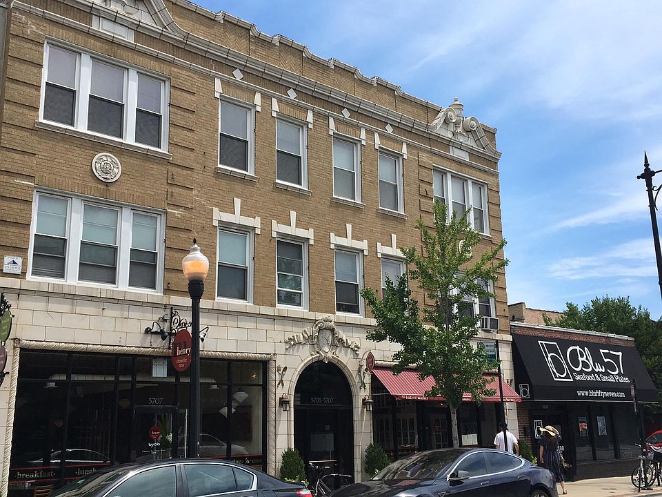 1st image of 5707 N Clark St #3F