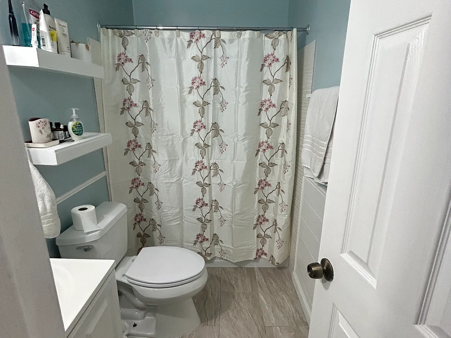 2 bed, 2.5 bath, 1134 sqft, $1,100 — Photo 4